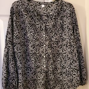 Old Navy long sleeve shirt
